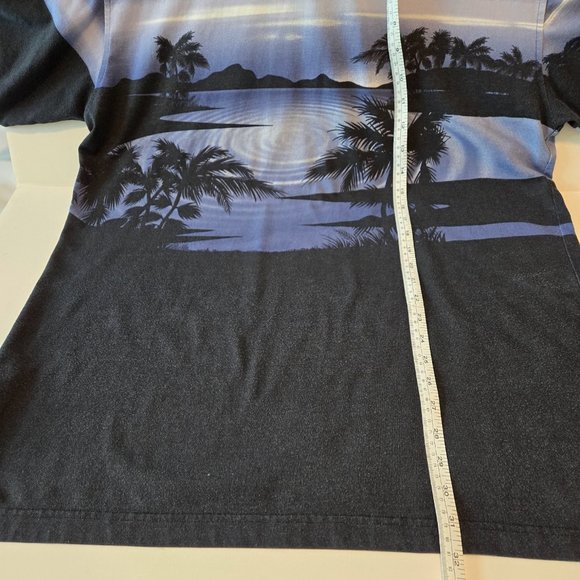 VINTAGE MEN'S LARGE TABASCO POLO SHIRT TROPICAL SCENE - Picture 4 of 8
